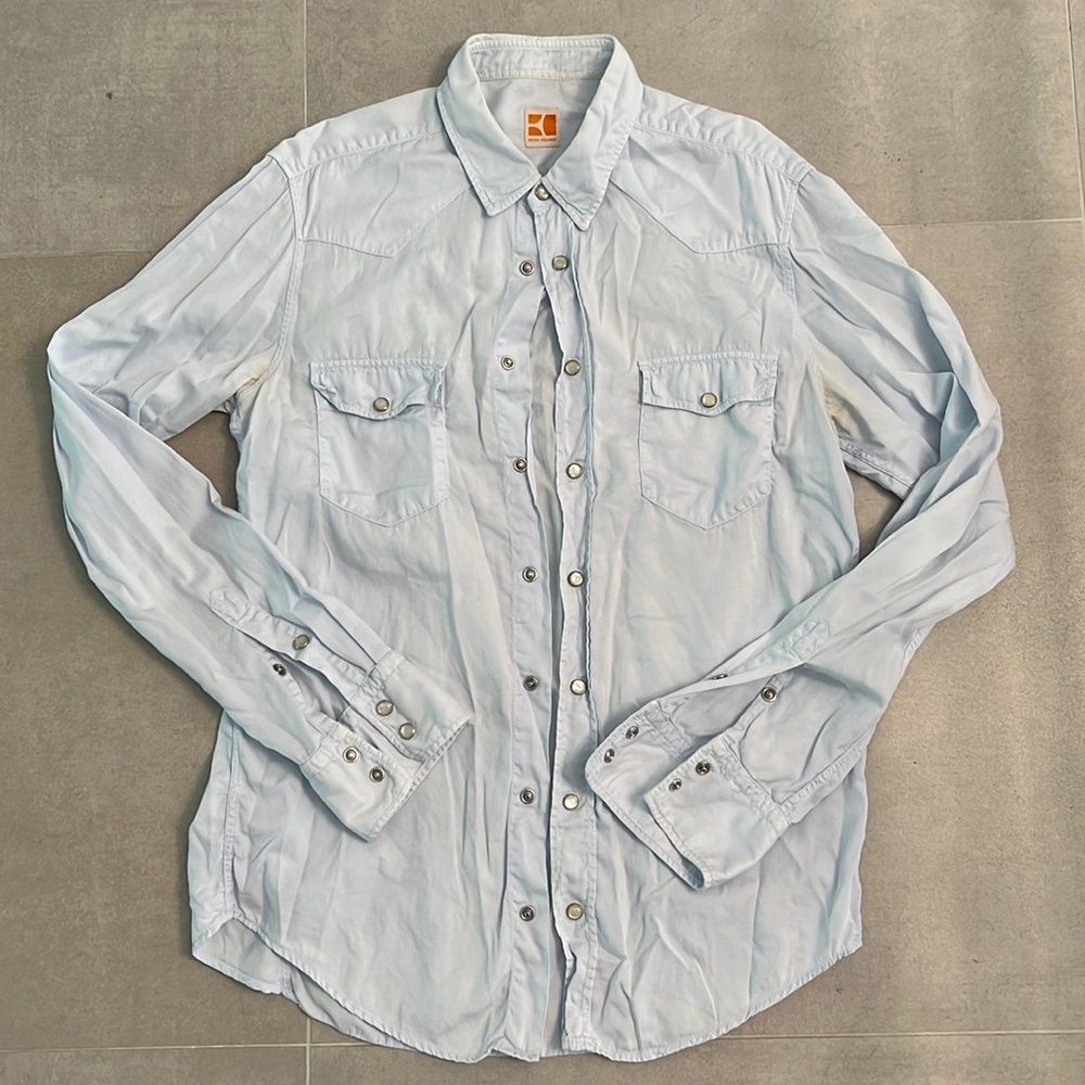 Boss orange size medium casual button down shirt collar yoke pockets sporty